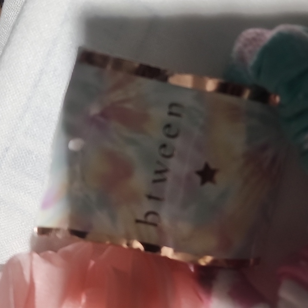 Colorful Hair Accessories Set - Picture 2 of 4